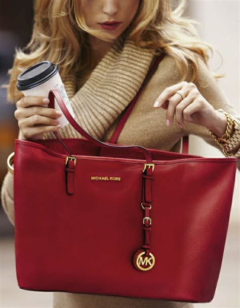 regen bogen schuppen tasche von michael kors|Designer.